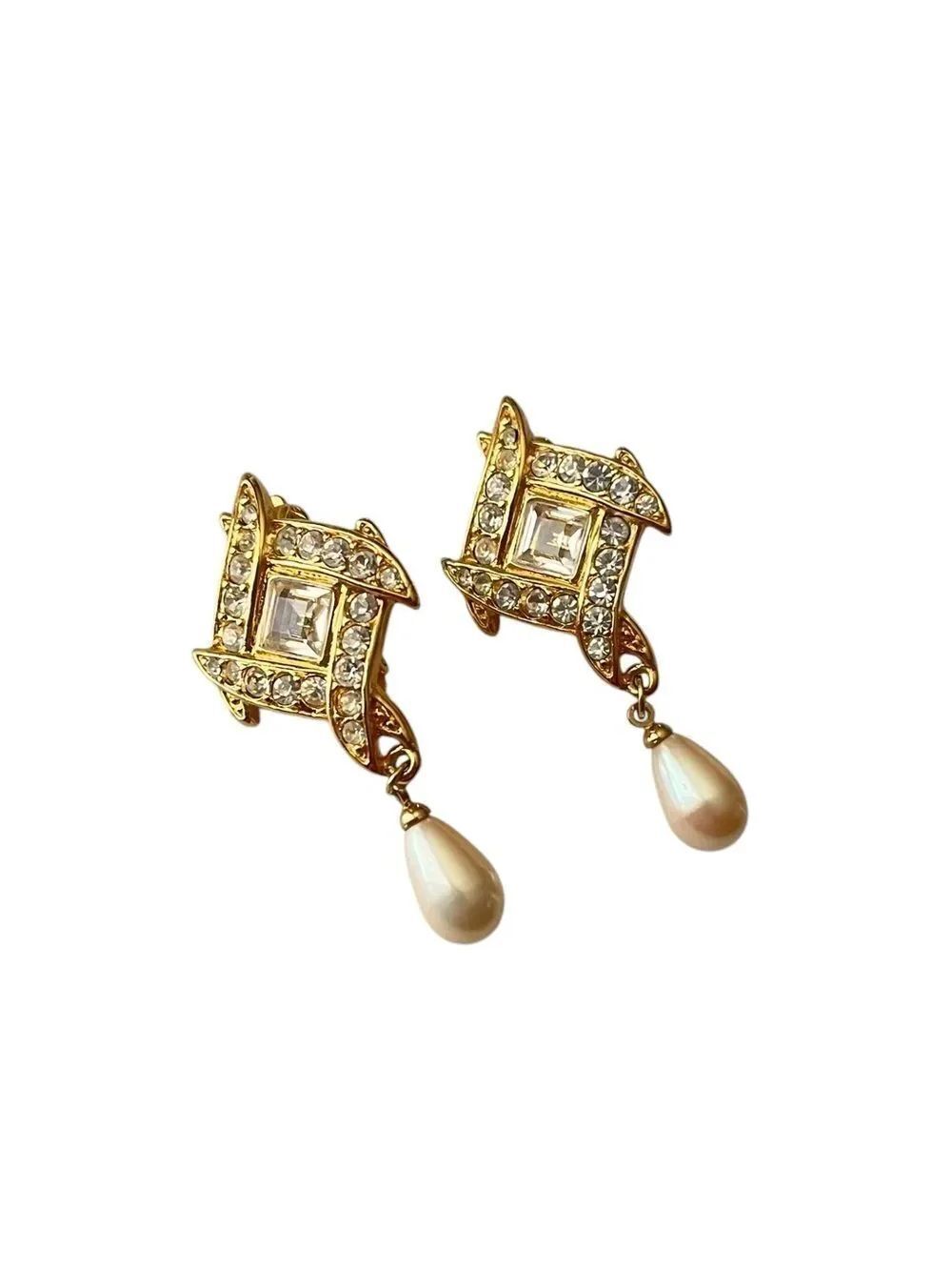 Vintage Trifari Rhinestone Crystal Pearl Drop Clip Earrings